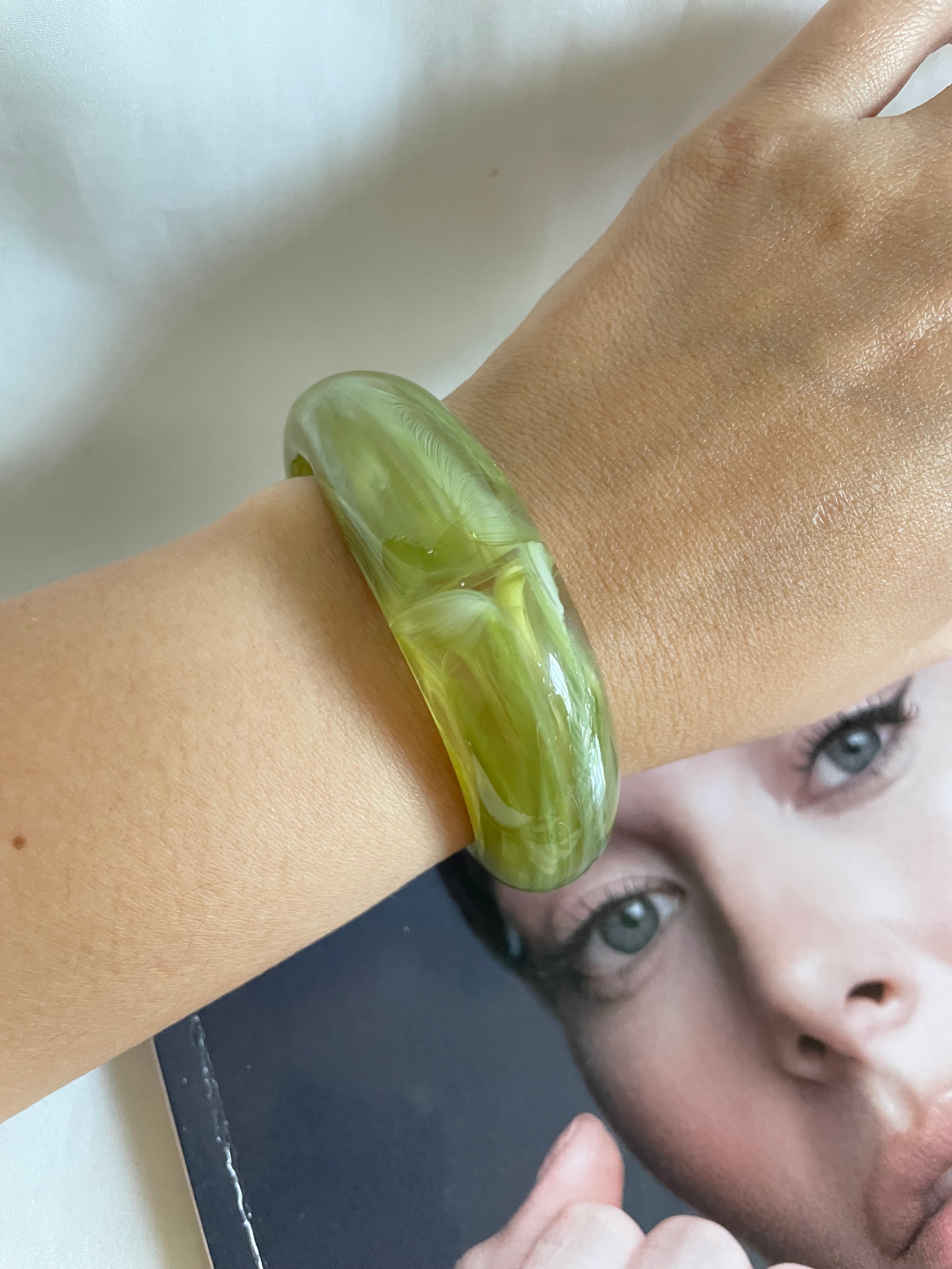 Brazaletes acrílico