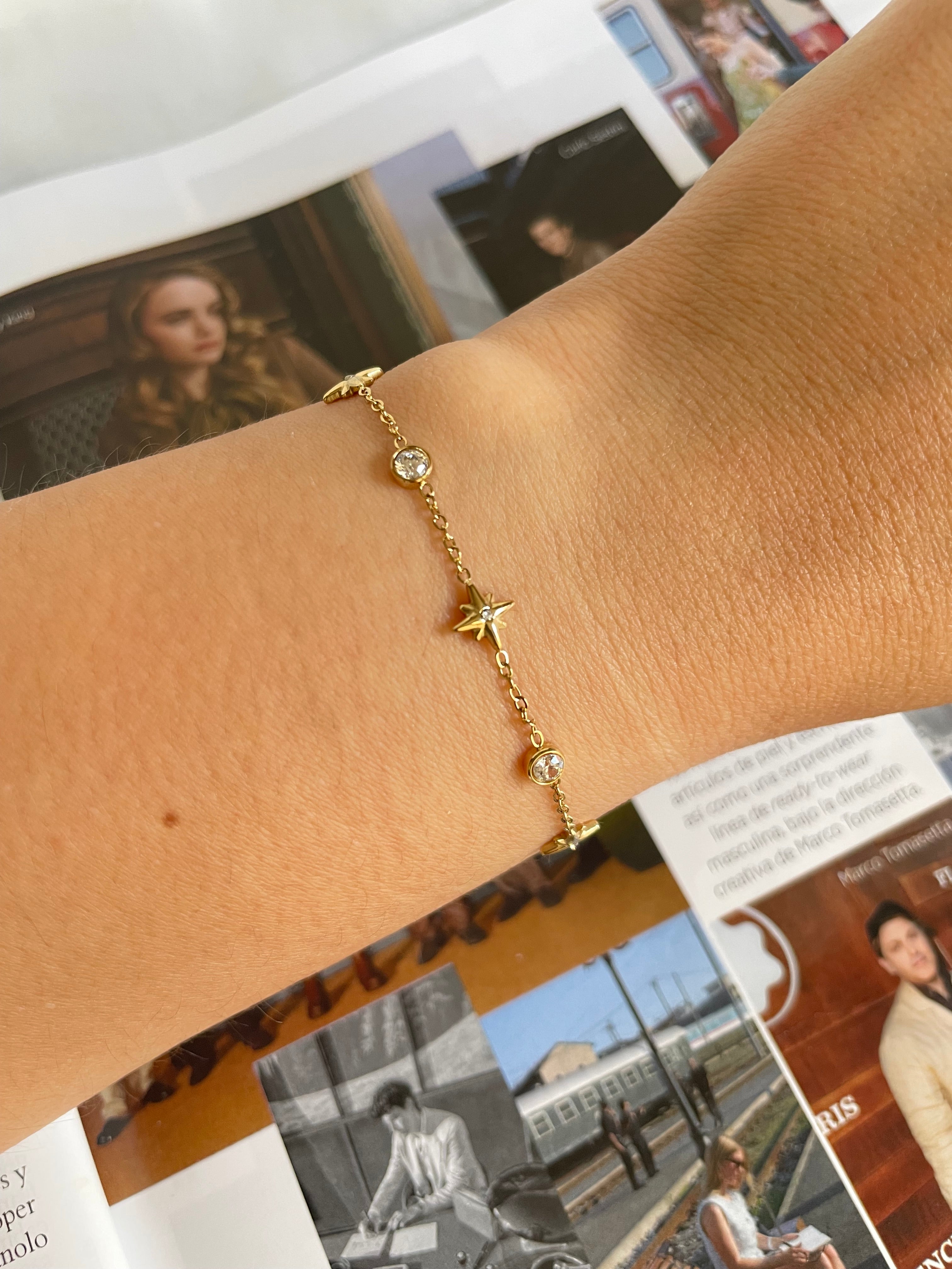 Pulsera estrellas punto