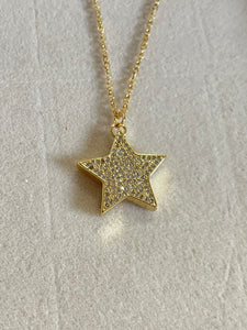 Cadena estrella blanca