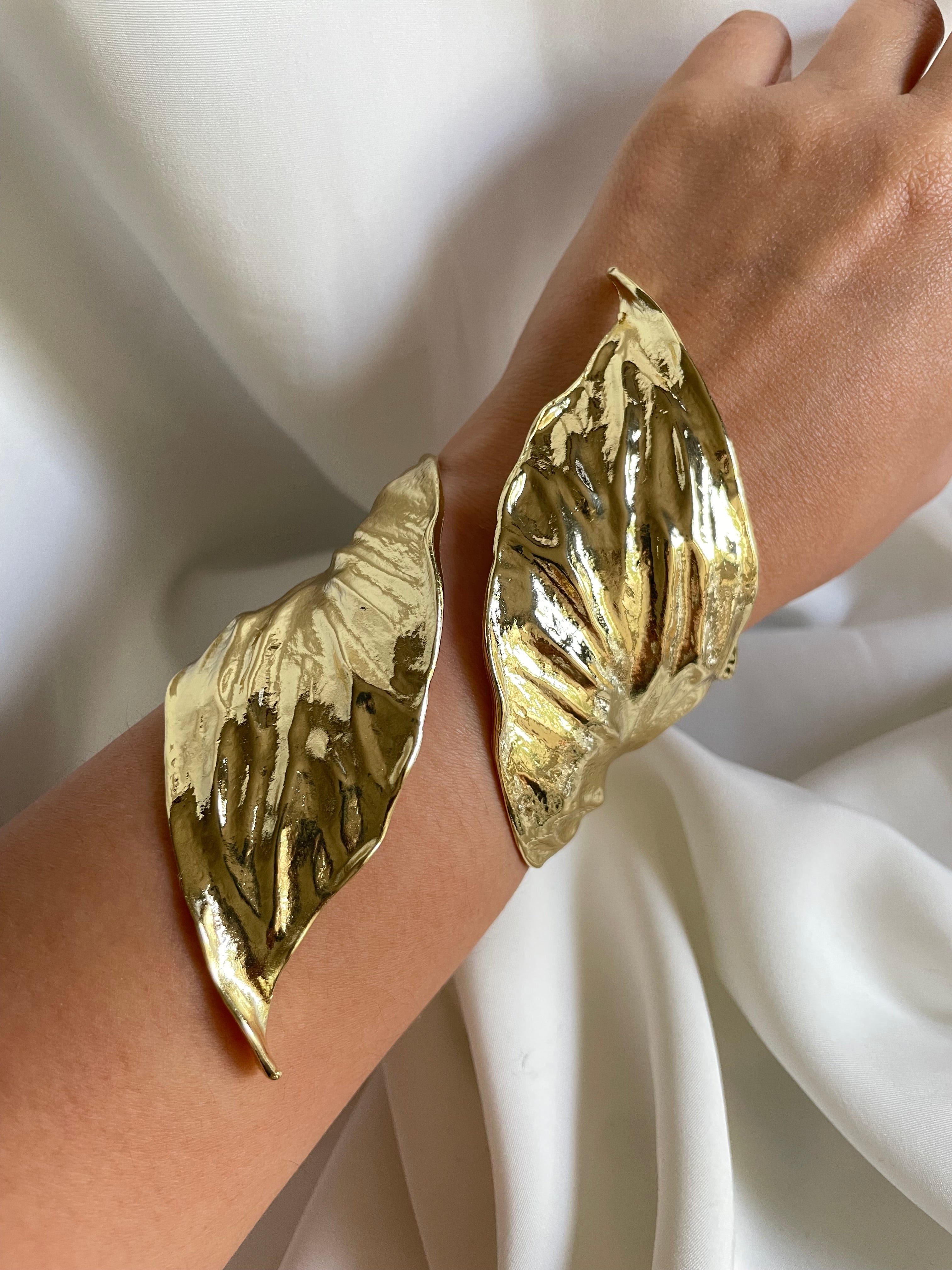 Brazalete hojas