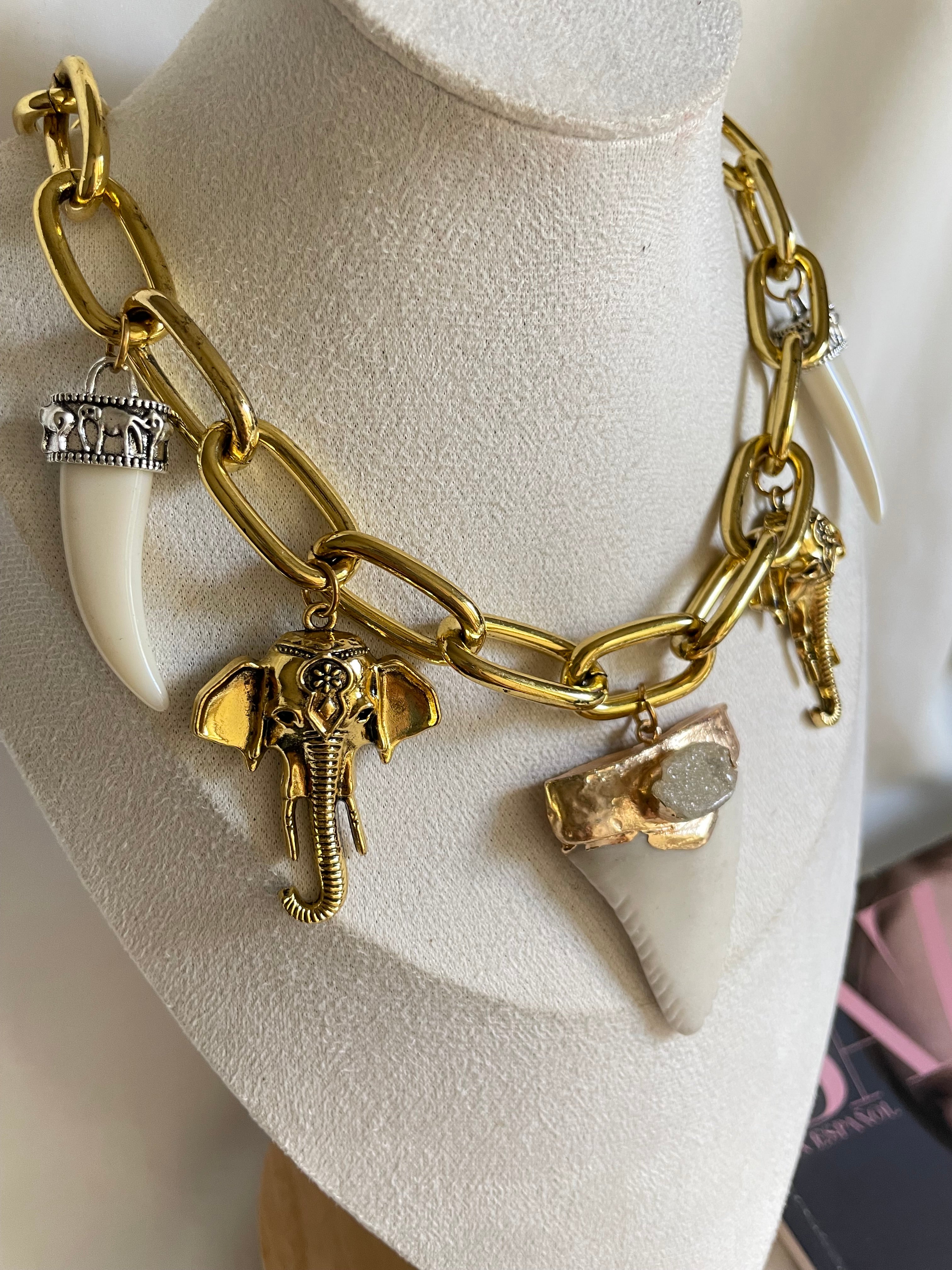 Collar diente de León