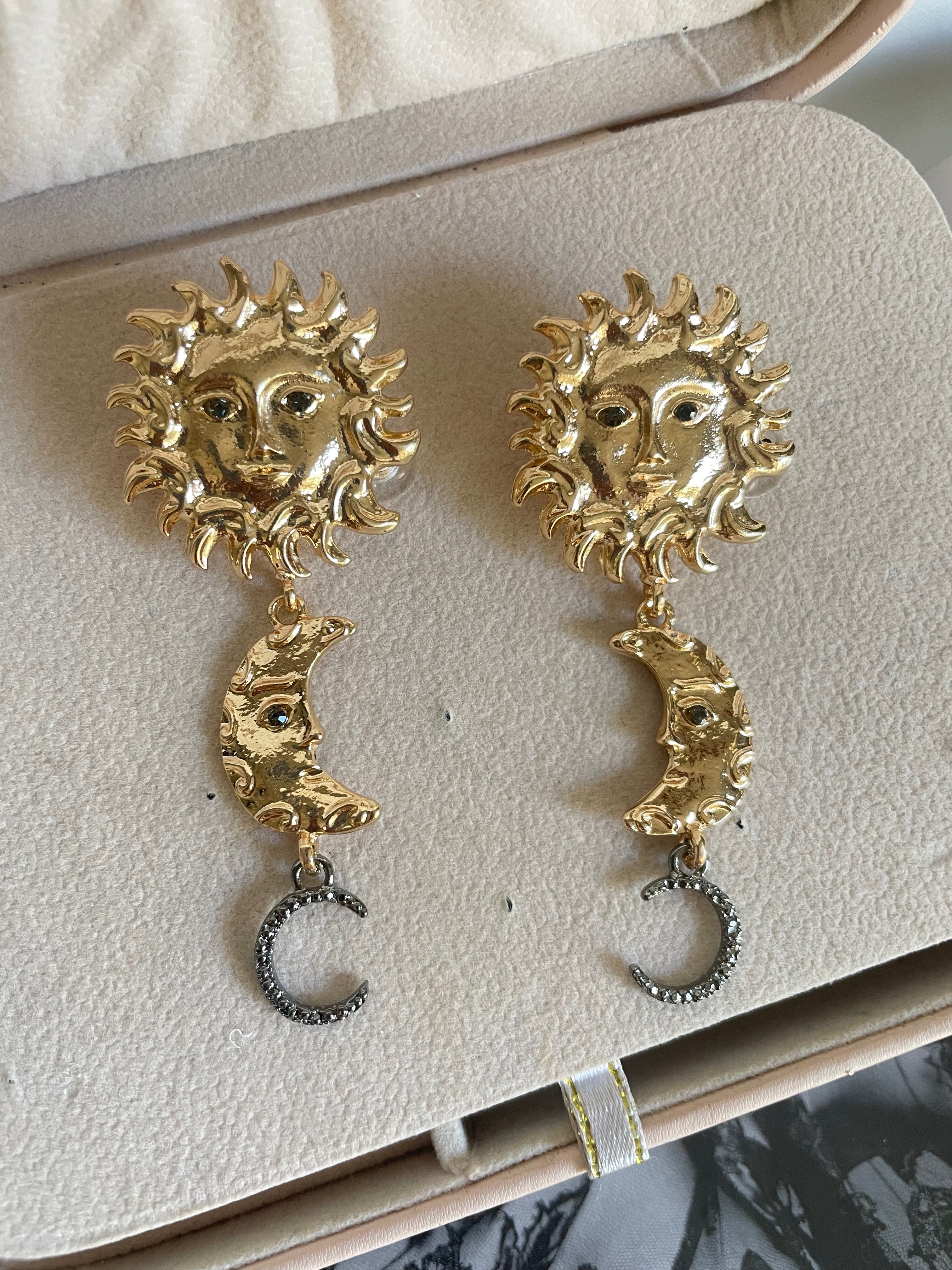 Aretes sol y Luna