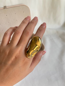 Anillo alargado