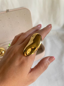 Anillo alargado