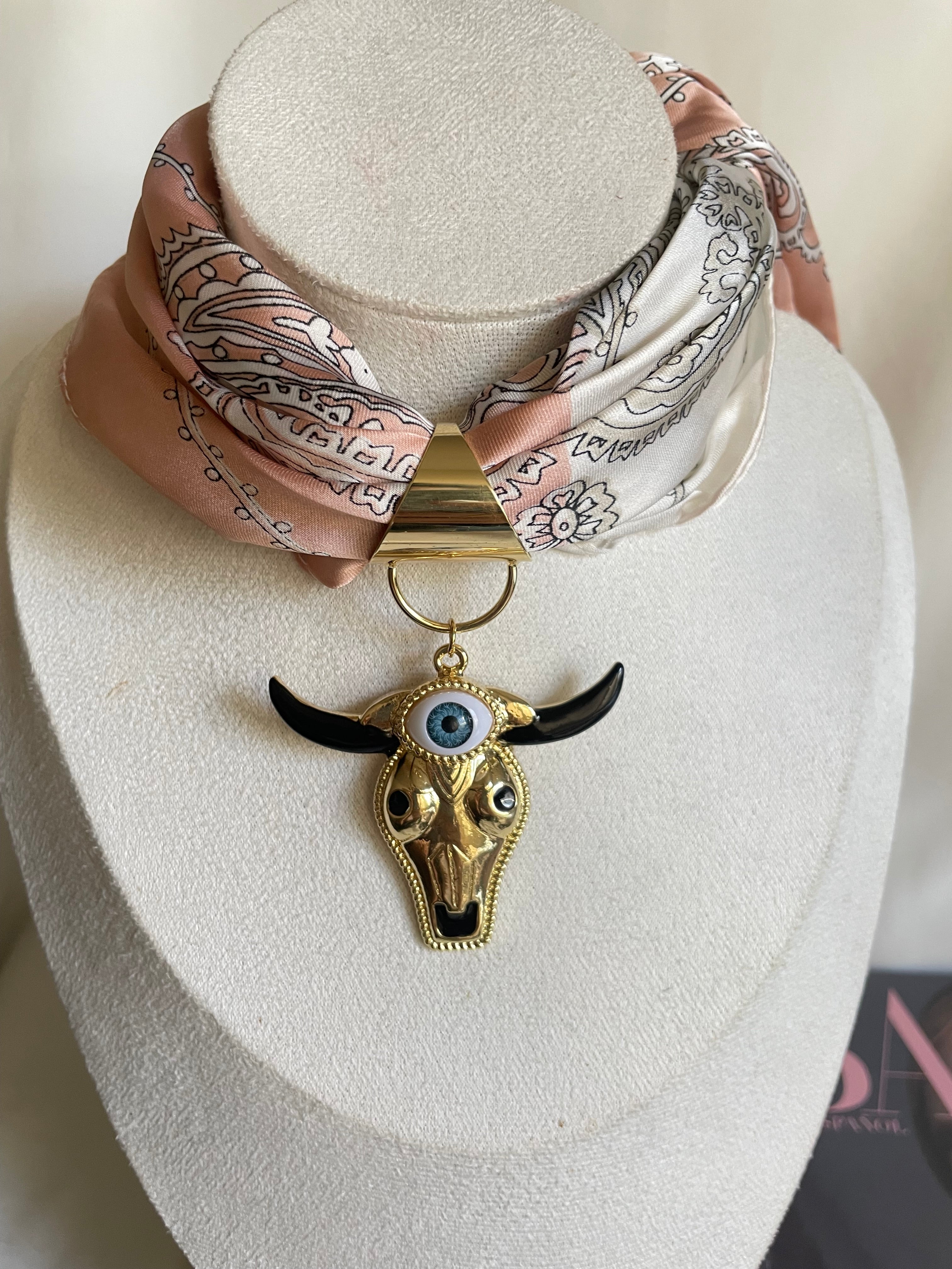 Choker toro