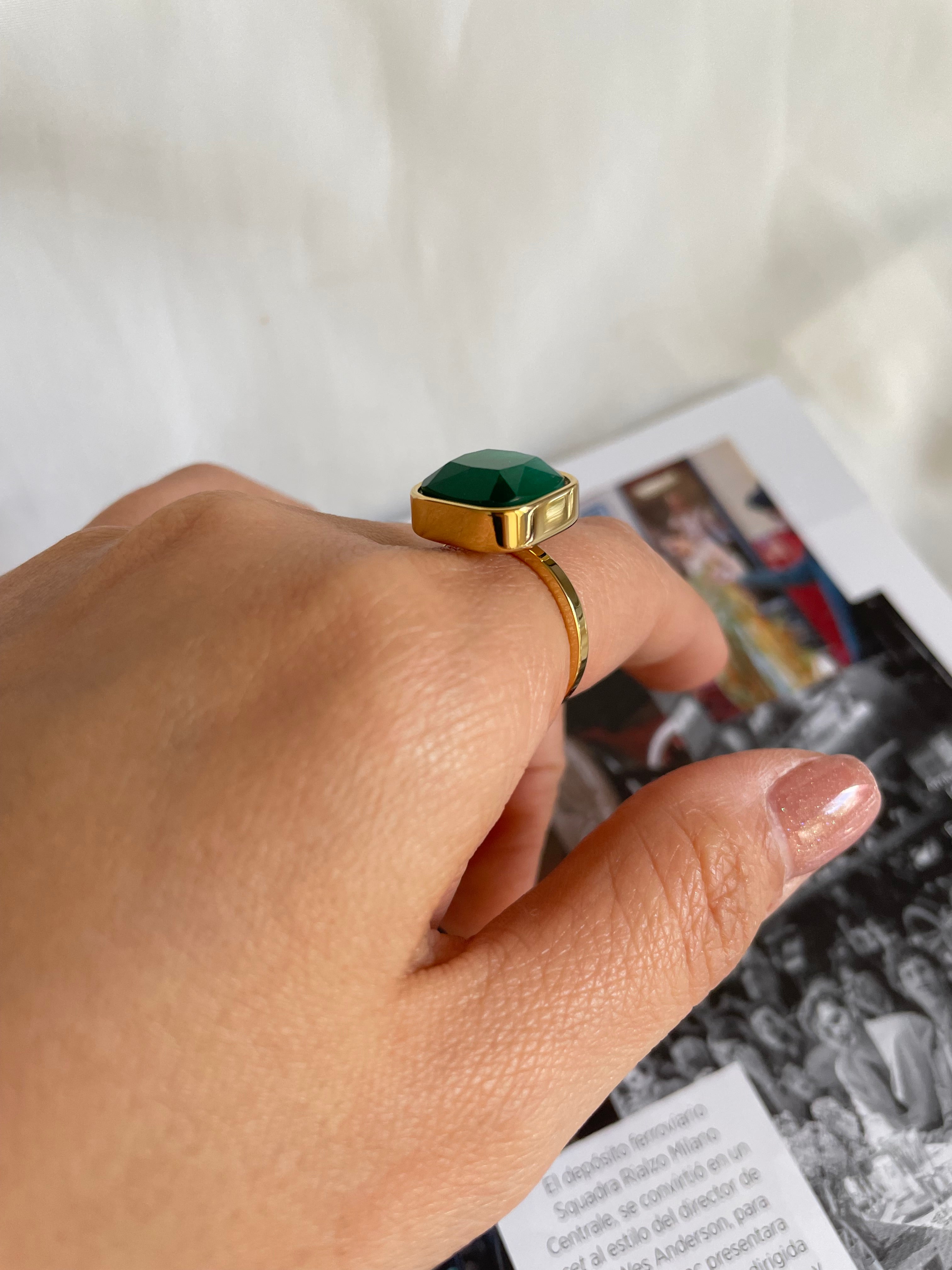 Anillo piedra  verde